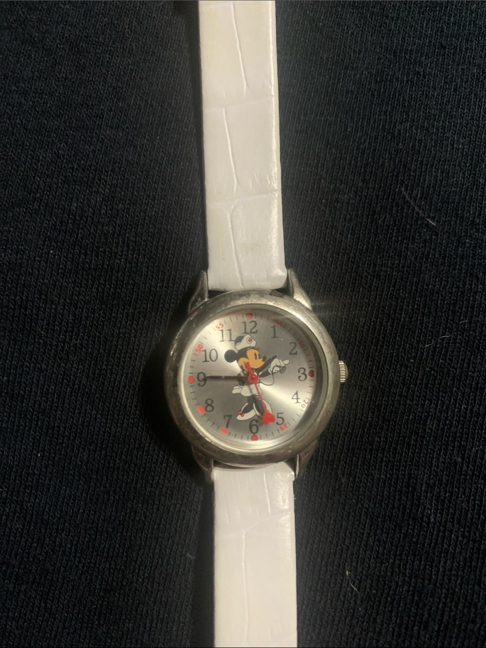 Disney Minnie Mouse Nurse Watch (Model MCK308)
